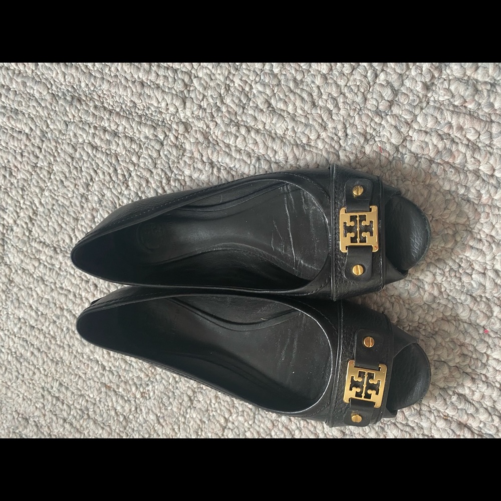 Tory Burch black flats peep toe size 9